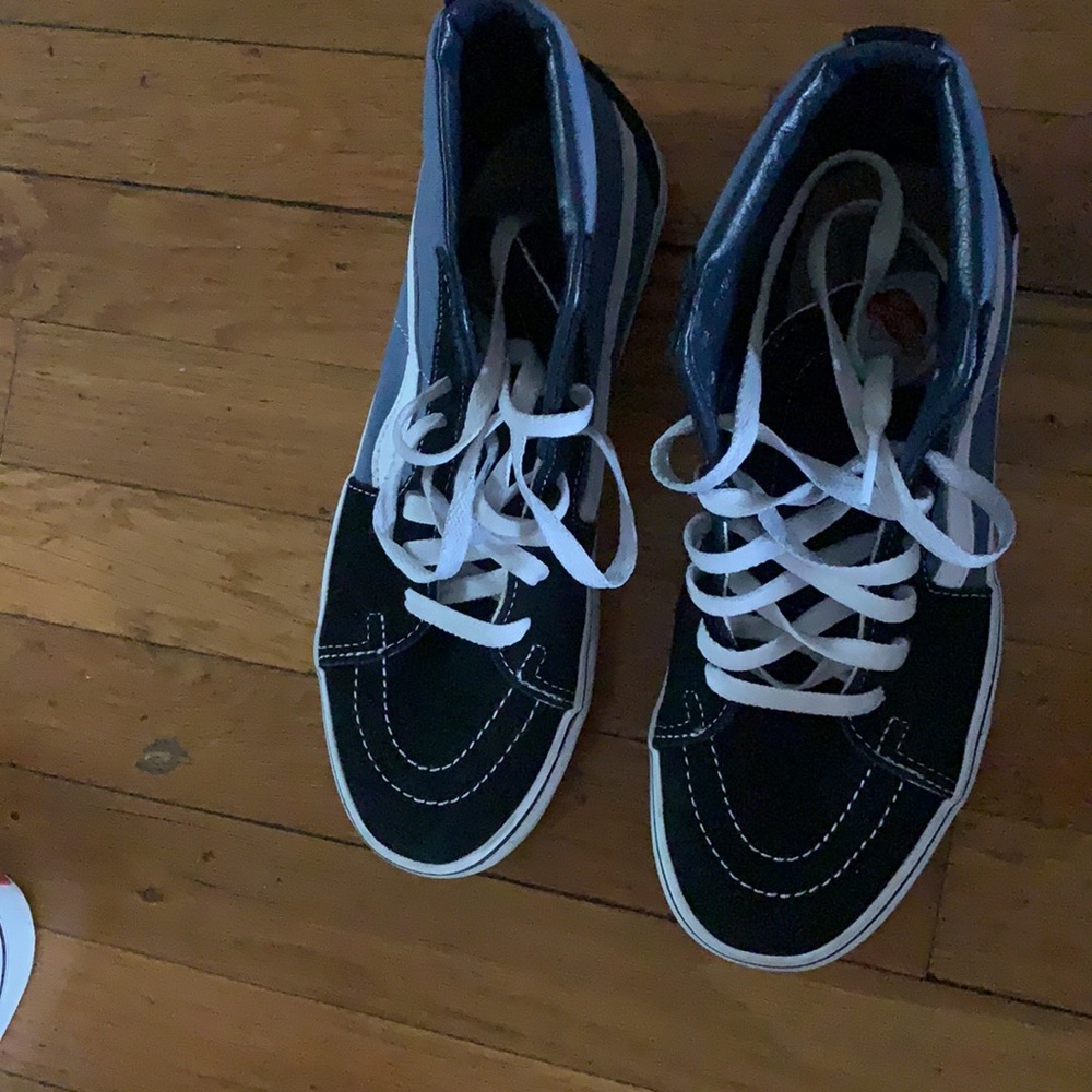 Good Condition - Picture 2 of 3